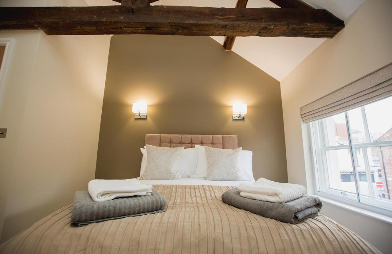 The Spread Eagle Chesterfield Extérieur photo